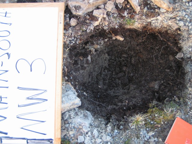 Thumb for 17 aug 05 mlfs test pit mw3b.jpg (2211 KB)